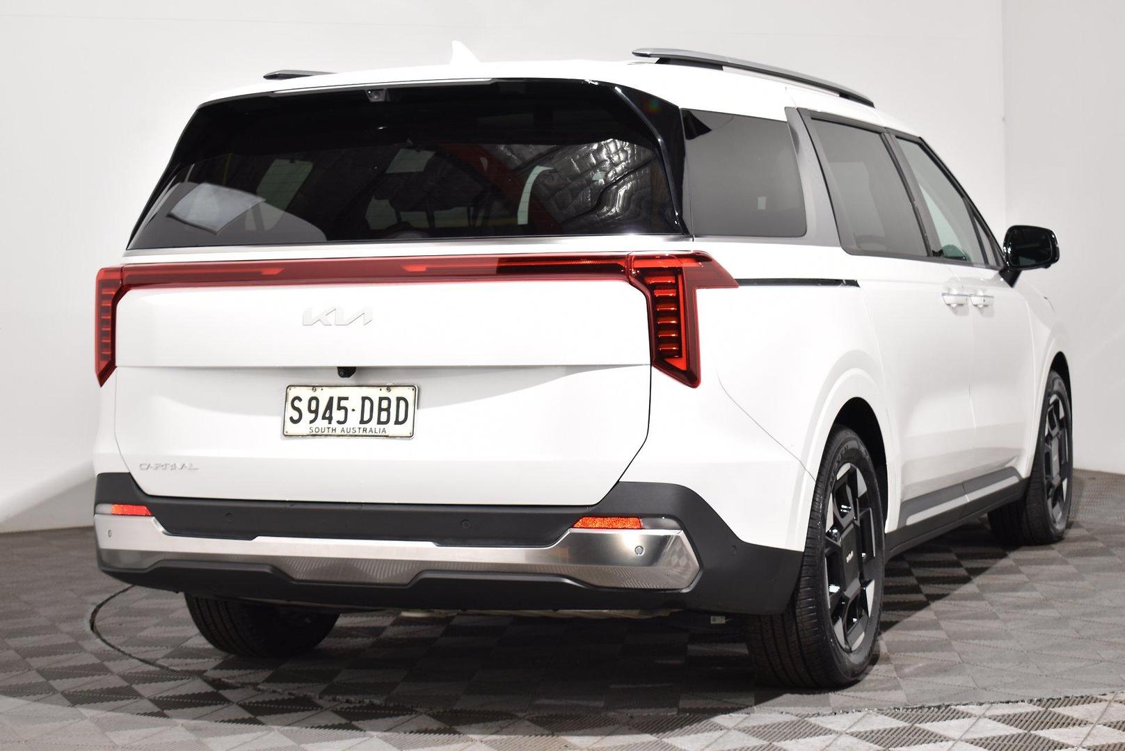 2024 Kia Carnival GTLine — photo 16