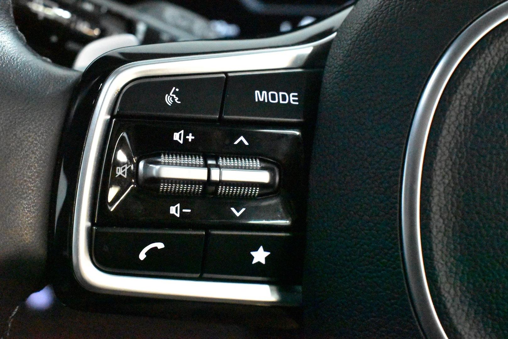 2024 Kia Carnival GTLine — photo 22
