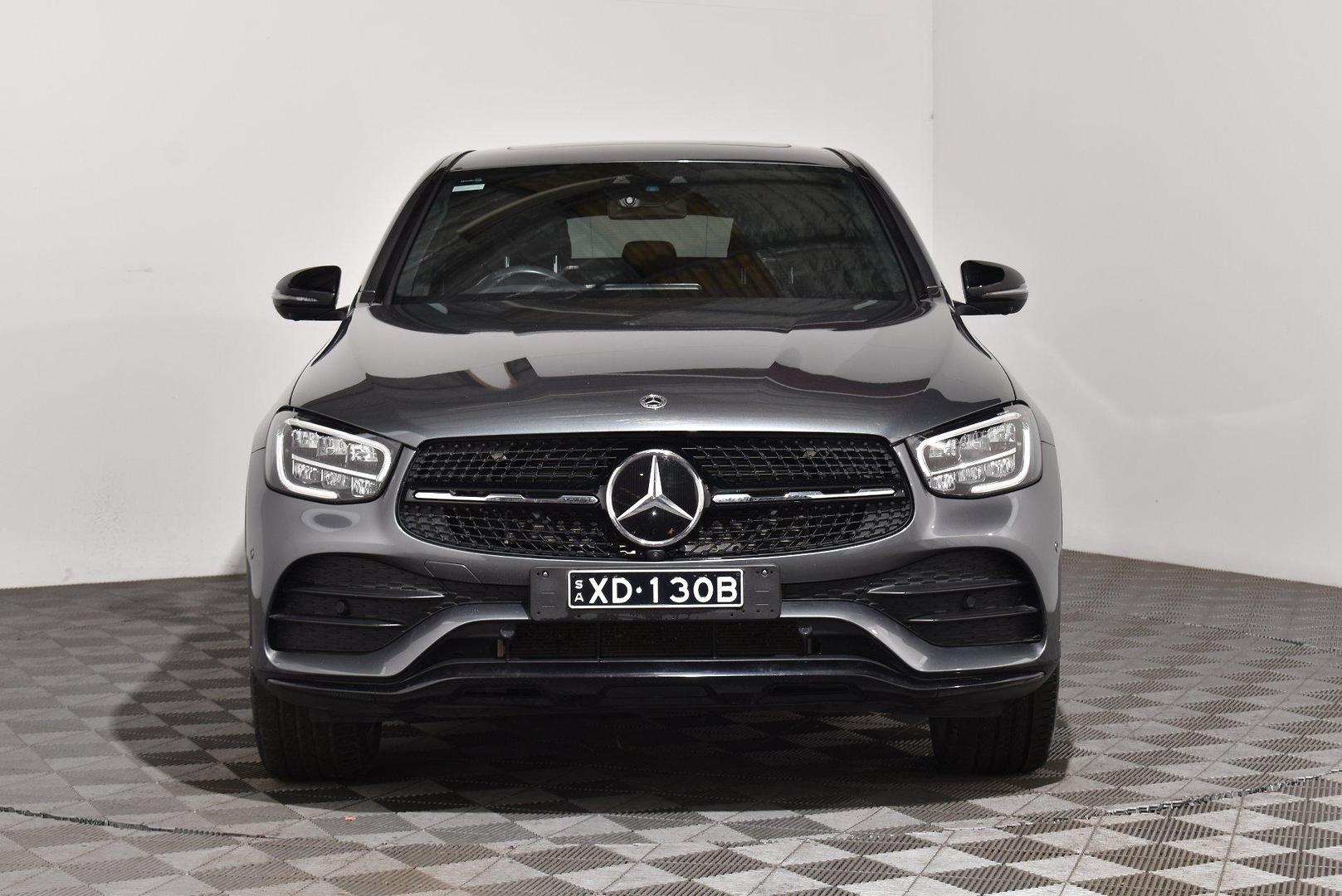 2022 Mercedes-Benz GLC-Class GLC300 — photo 3