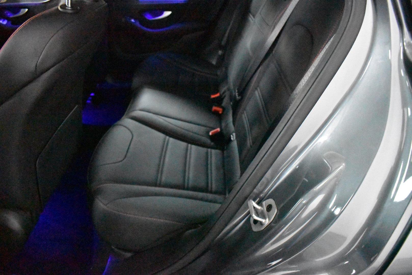 2022 Mercedes-Benz GLC-Class GLC300 — photo 8