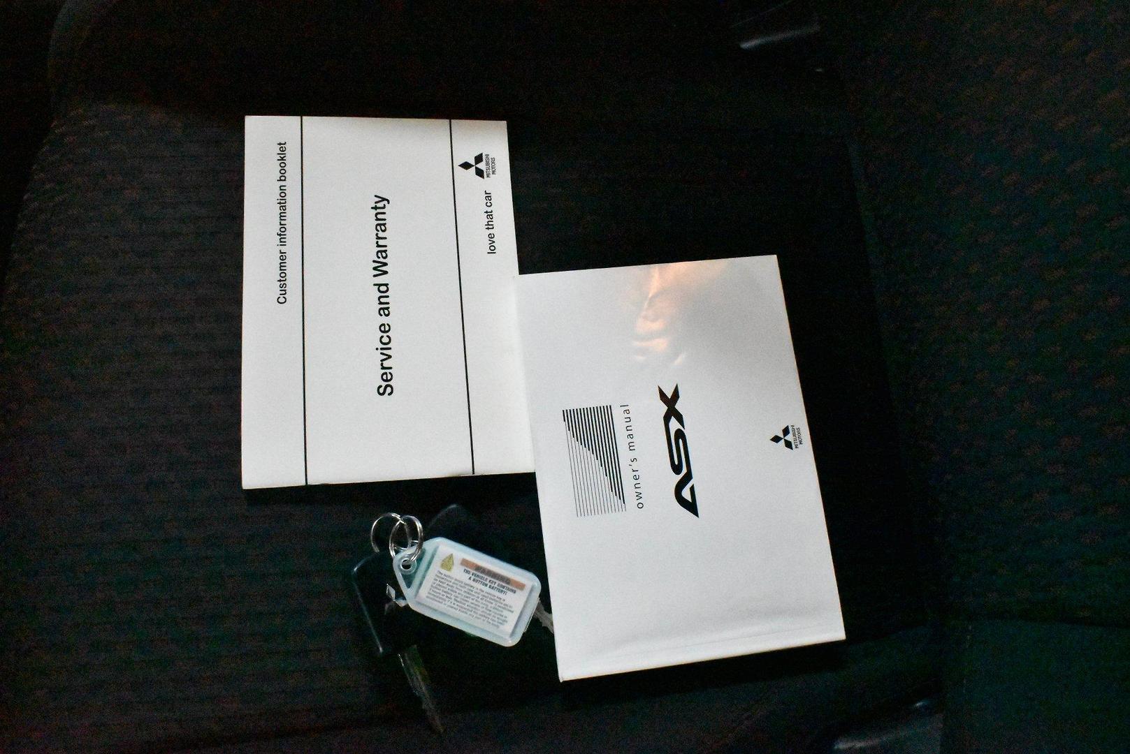 2016 Mitsubishi ASX LS — photo 25