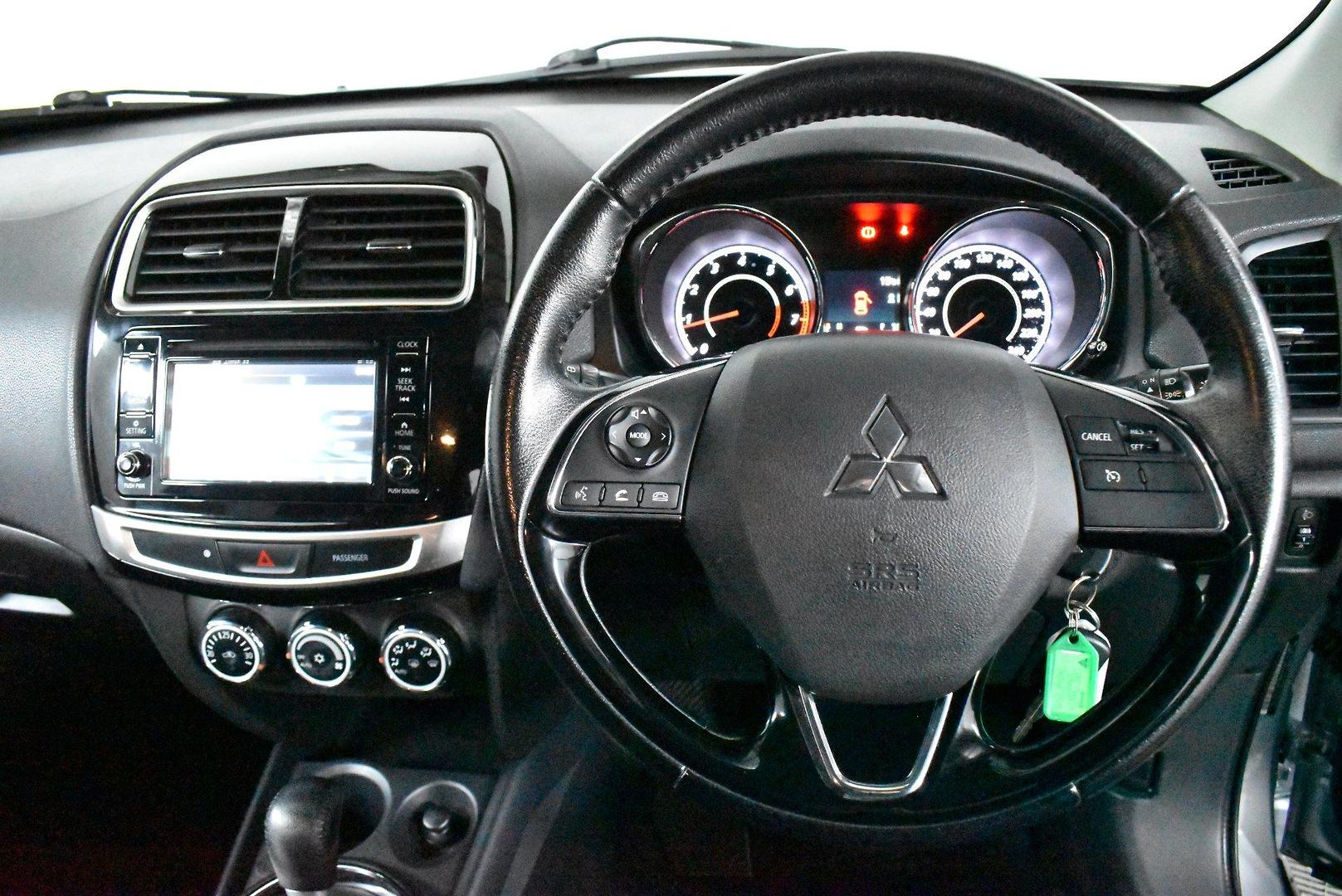2016 Mitsubishi ASX LS — photo 5