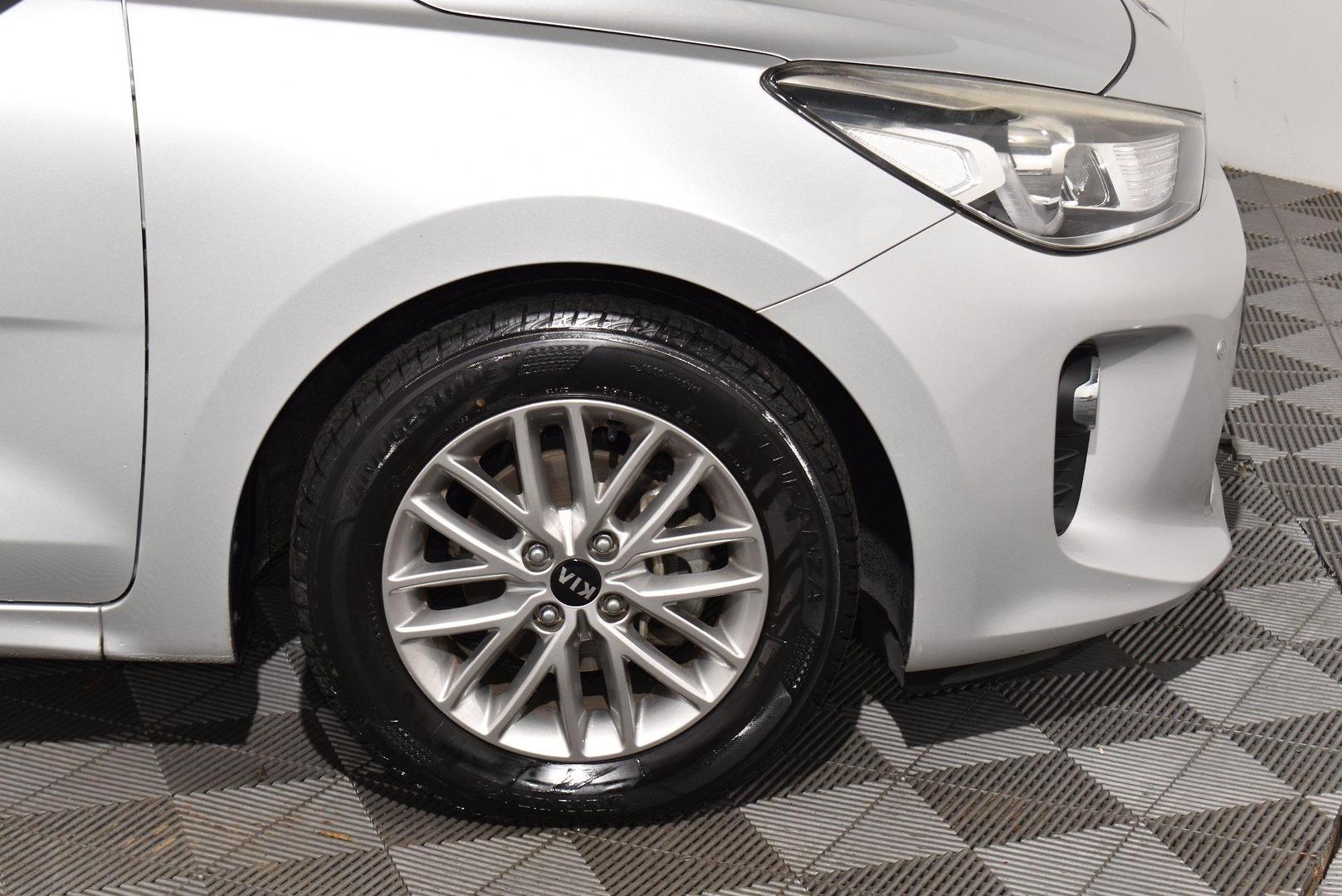 2017 Kia Rio Si — photo 18