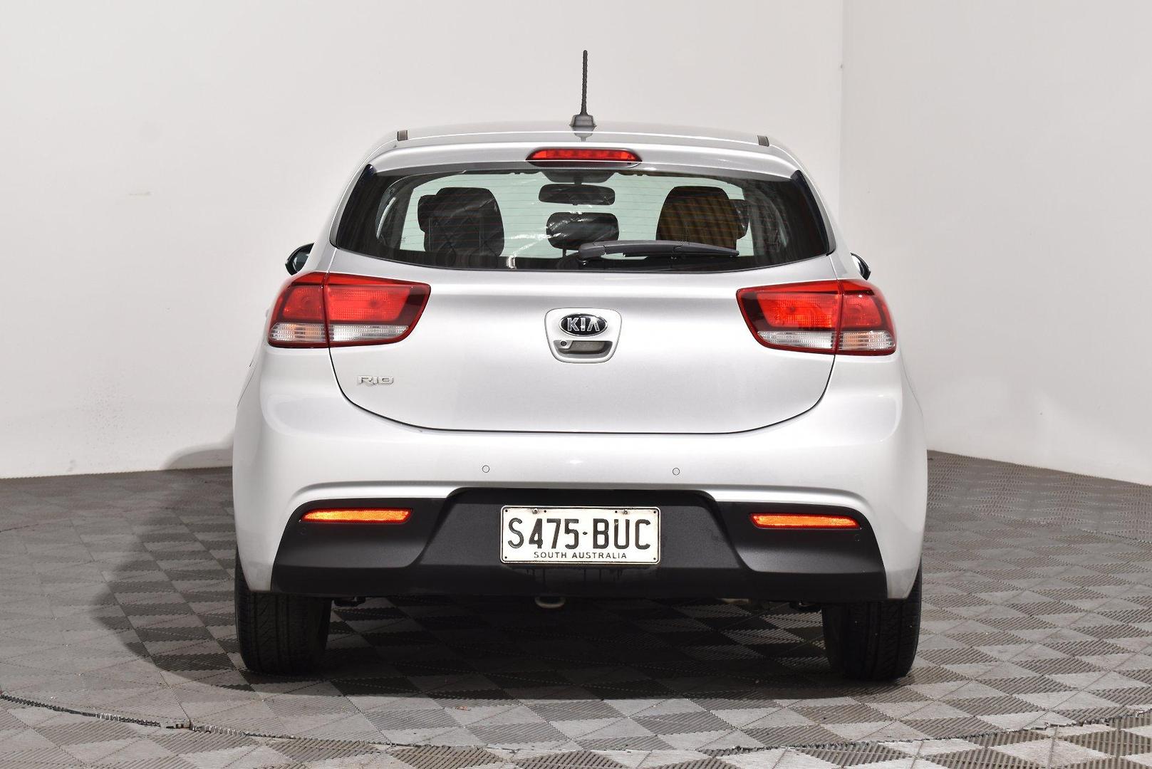 2017 Kia Rio Si — photo 4