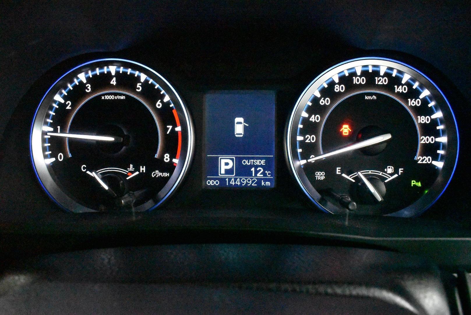 2016 Toyota Kluger GX — photo 24