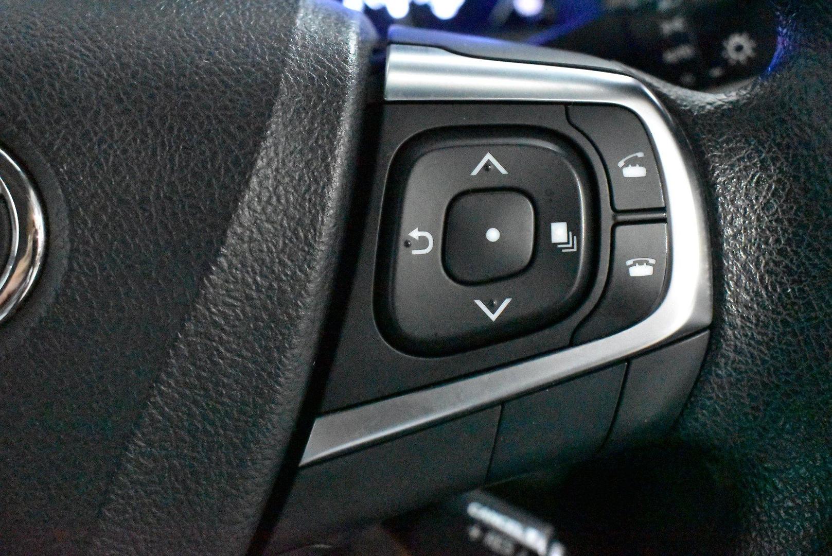 2015 Toyota Camry Altise — photo 23