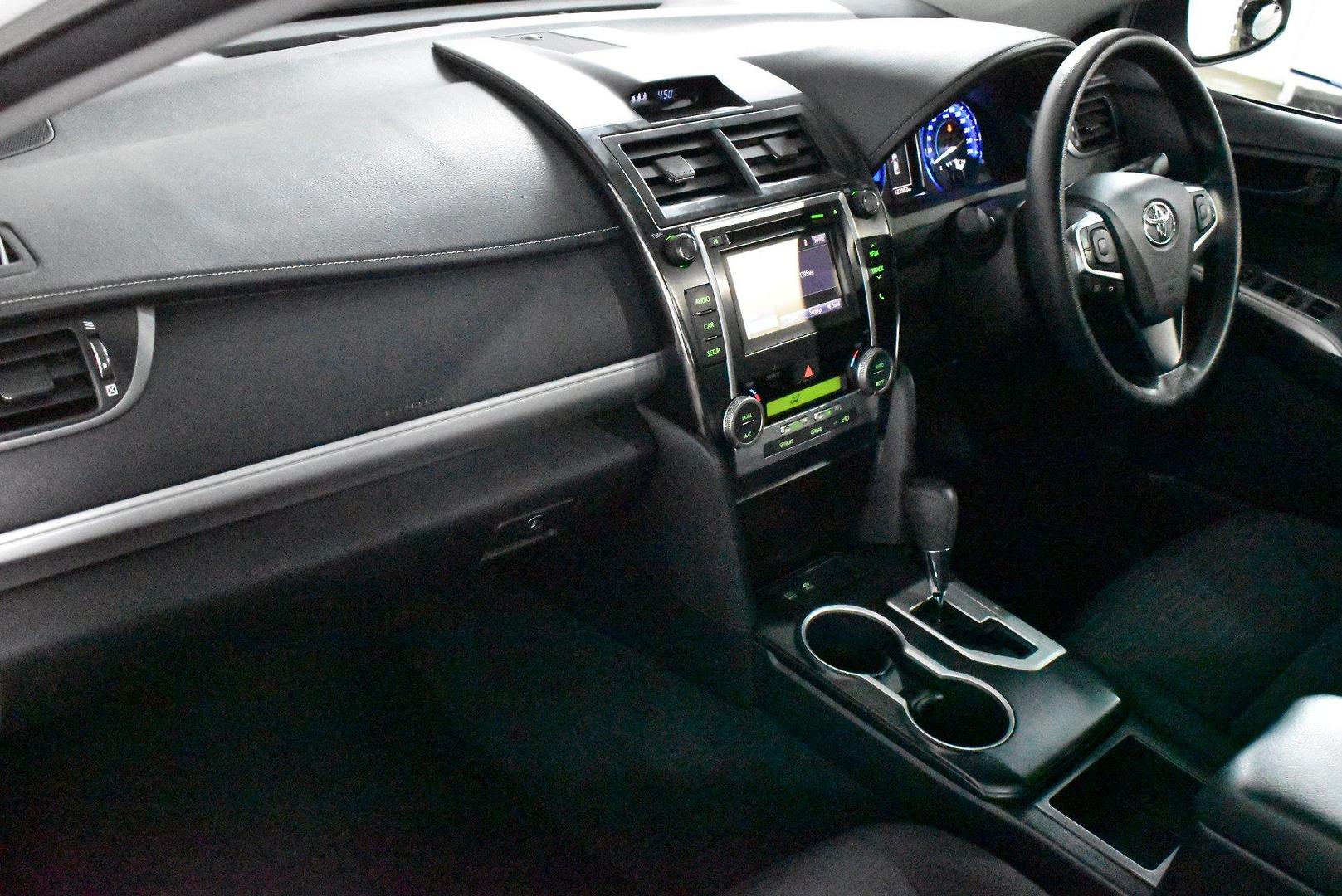 2015 Toyota Camry Altise — photo 6