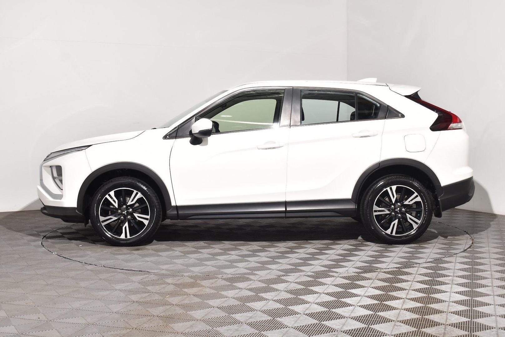 2021 Mitsubishi Eclipse Cross ES — photo 11