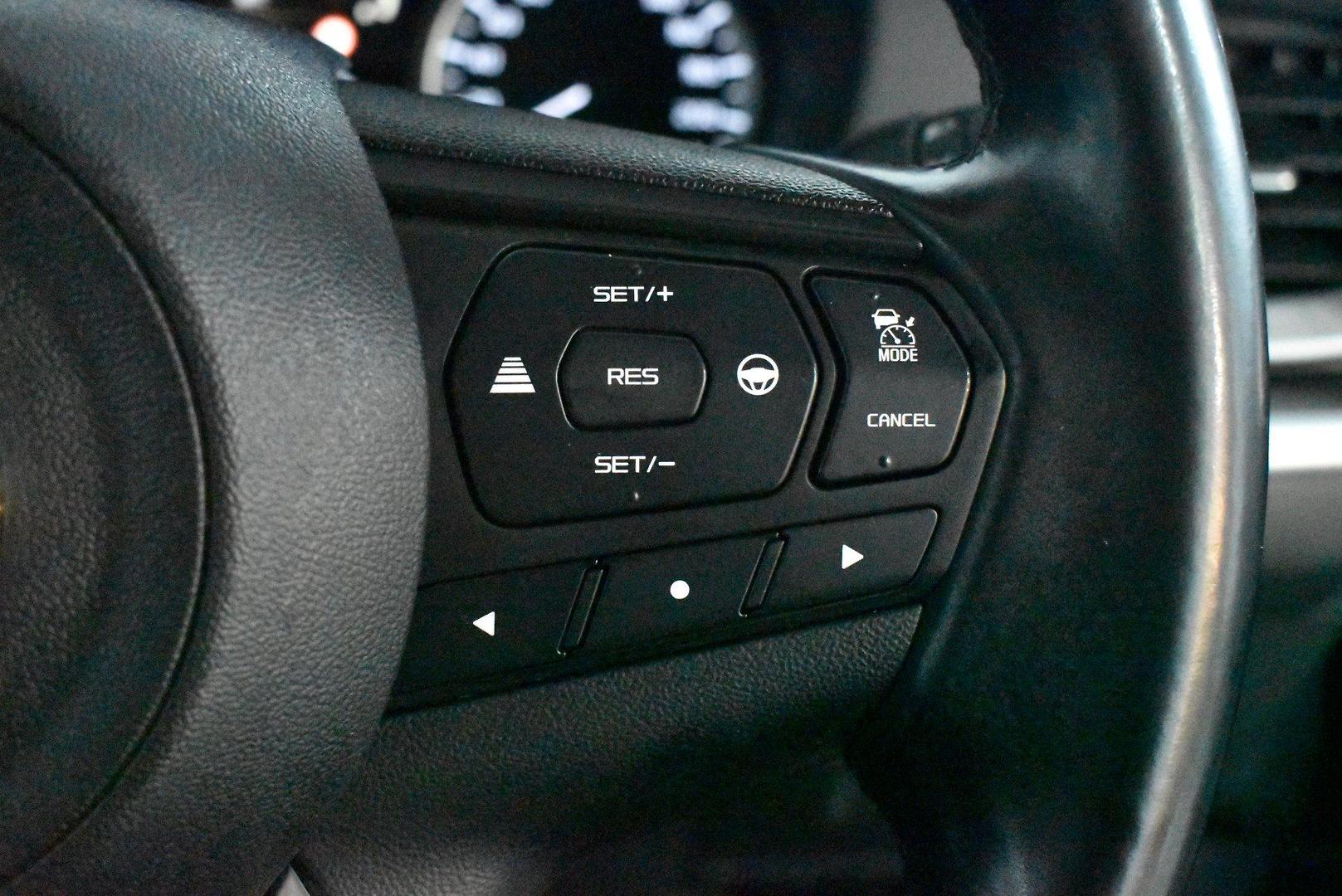 2021 Mazda BT-50 XTR — photo 22