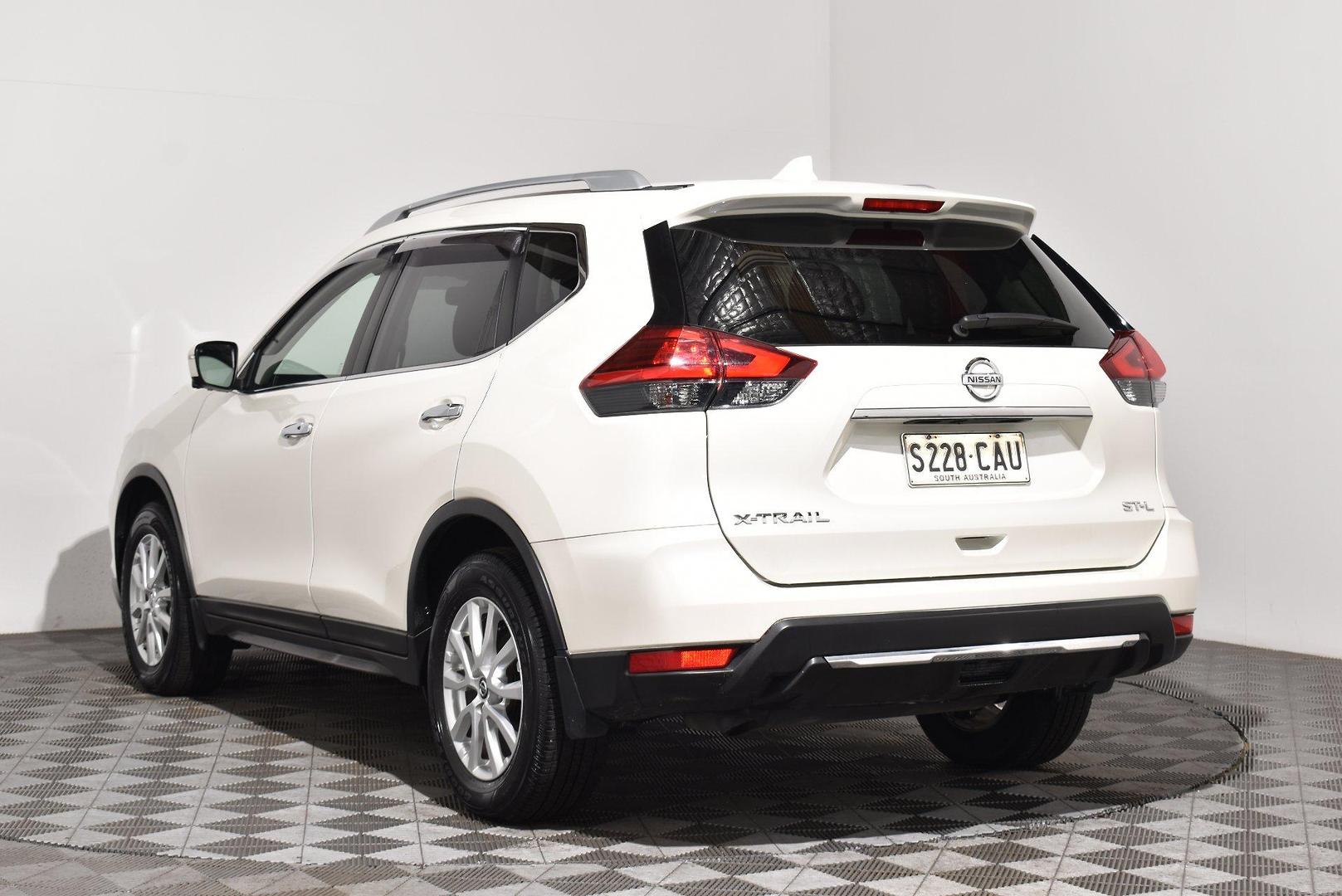 2019 Nissan X-TRAIL STL — photo 2