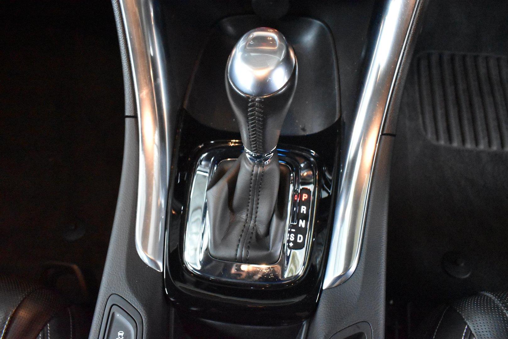 2017 Holden Commodore SS V Redline — photo 19