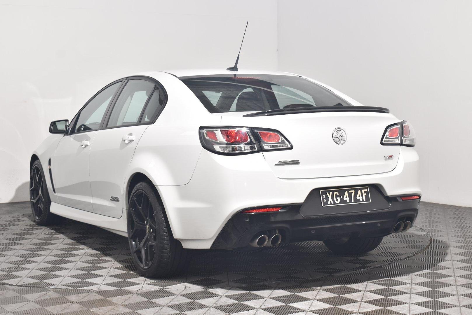 2017 Holden Commodore SS V Redline — photo 2