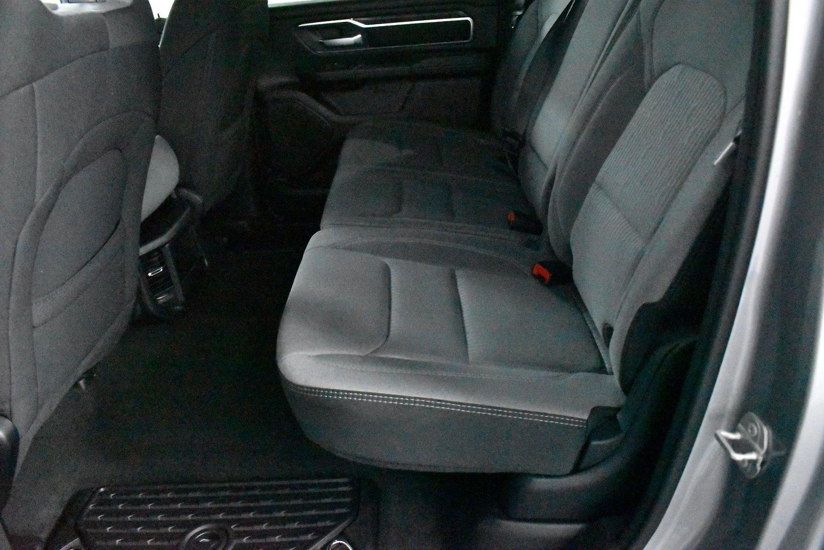 2023 RAM 1500 Big Horn — photo 8