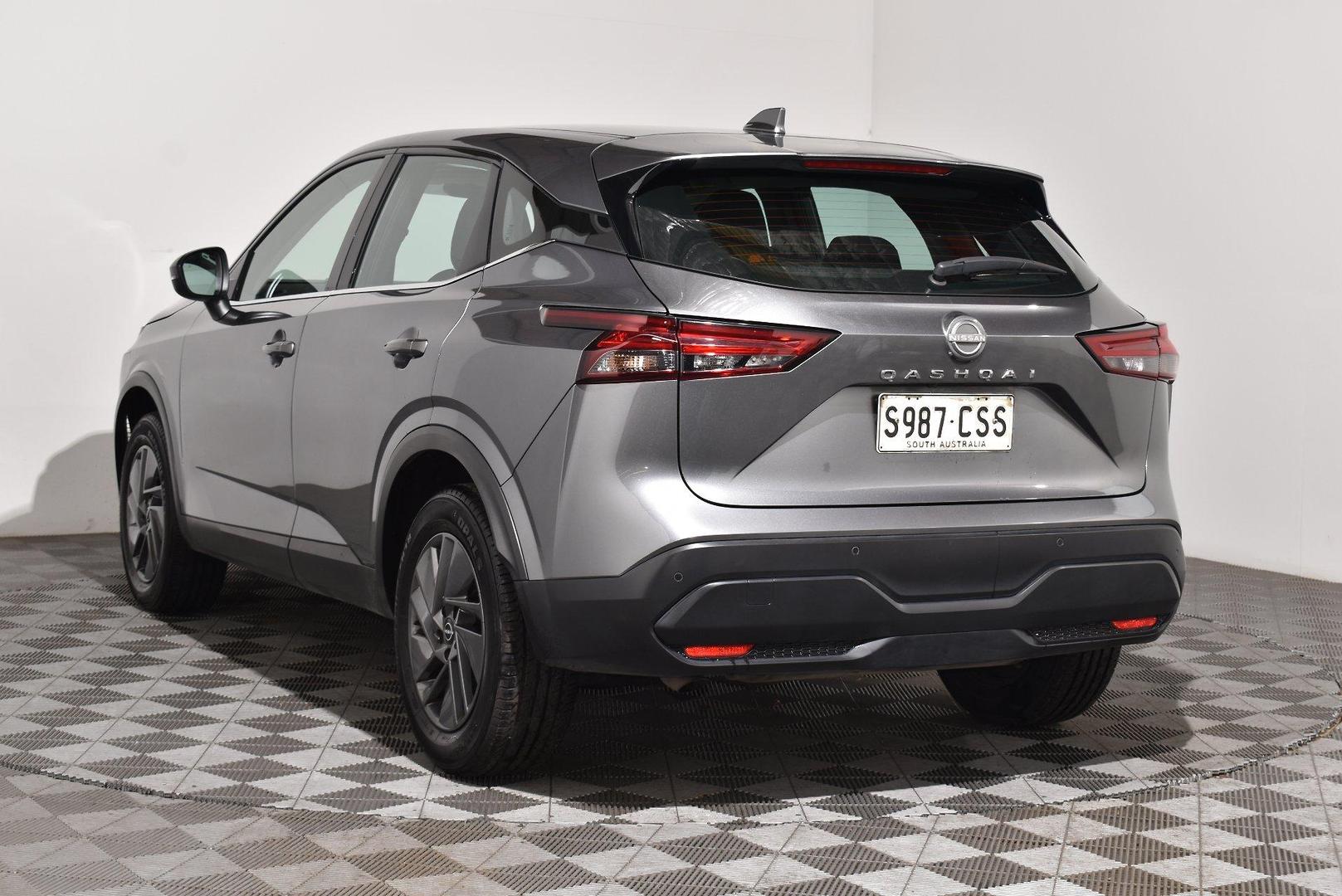 2022 Nissan QASHQAI ST — photo 2