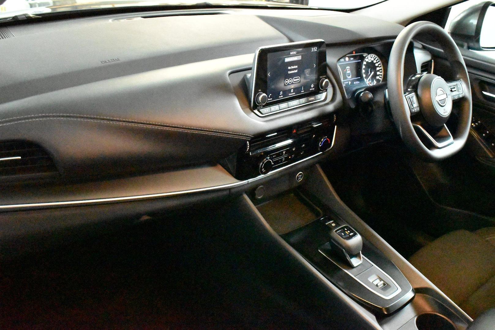 2022 Nissan QASHQAI ST — photo 6