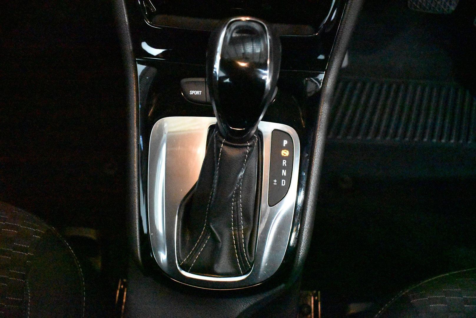 2016 Holden Astra R — photo 20