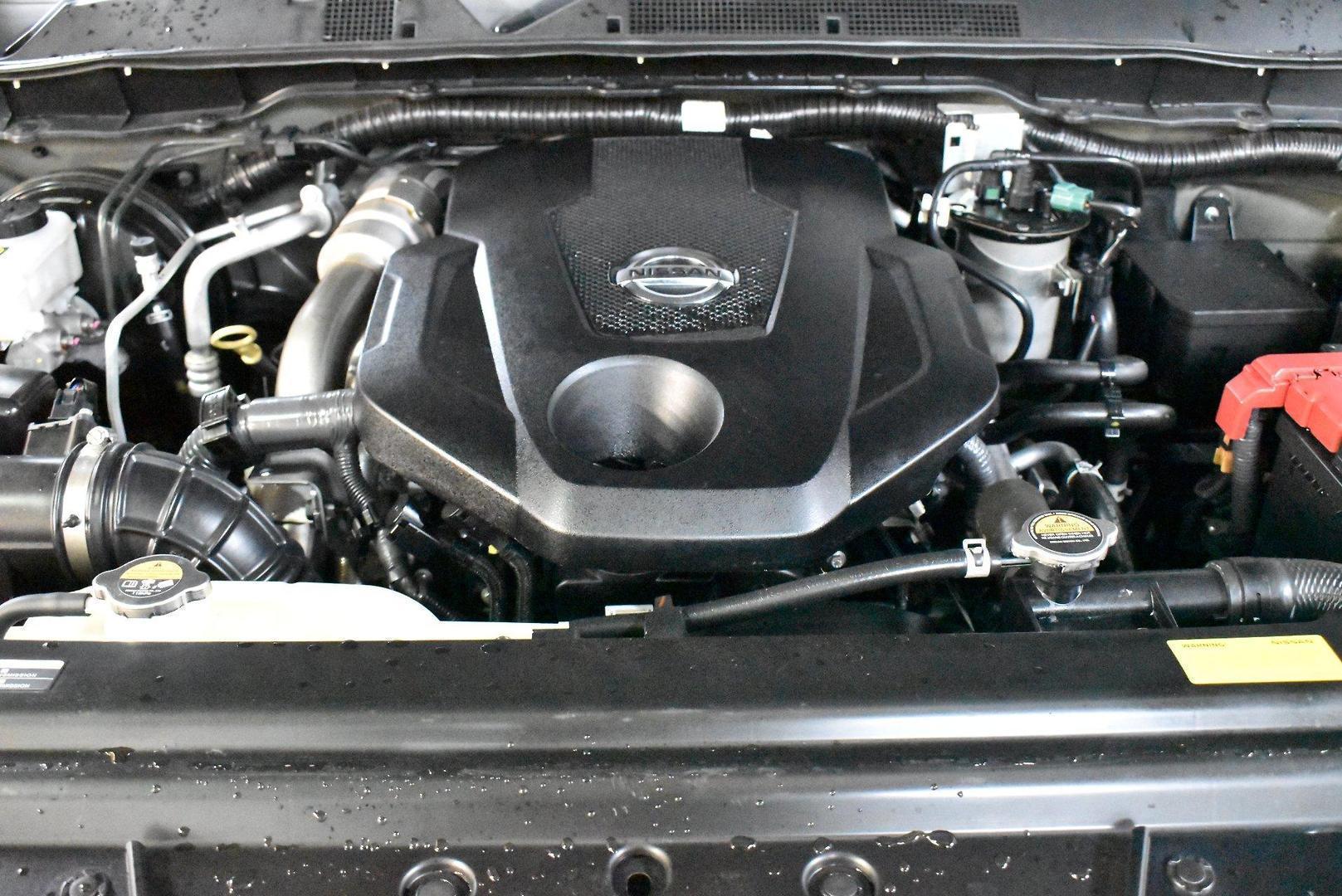 2019 Nissan Navara NTREK — photo 17