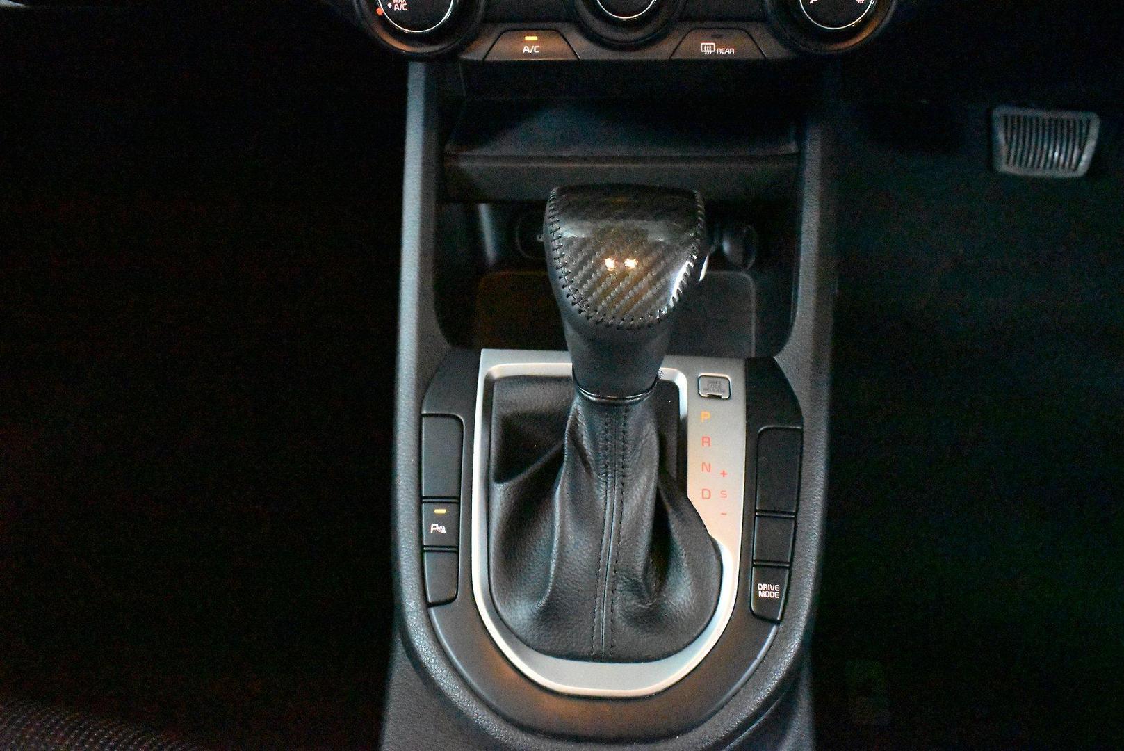 2021 Kia Cerato S — photo 19