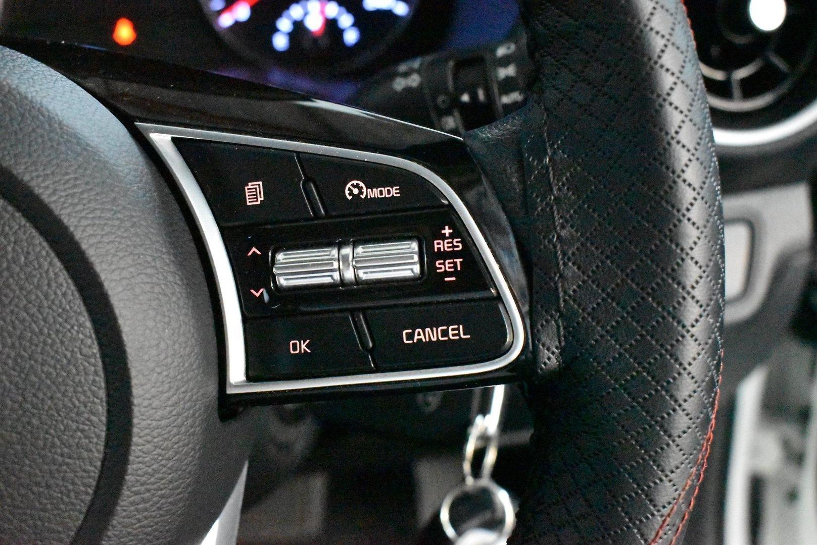 2021 Kia Cerato S — photo 21