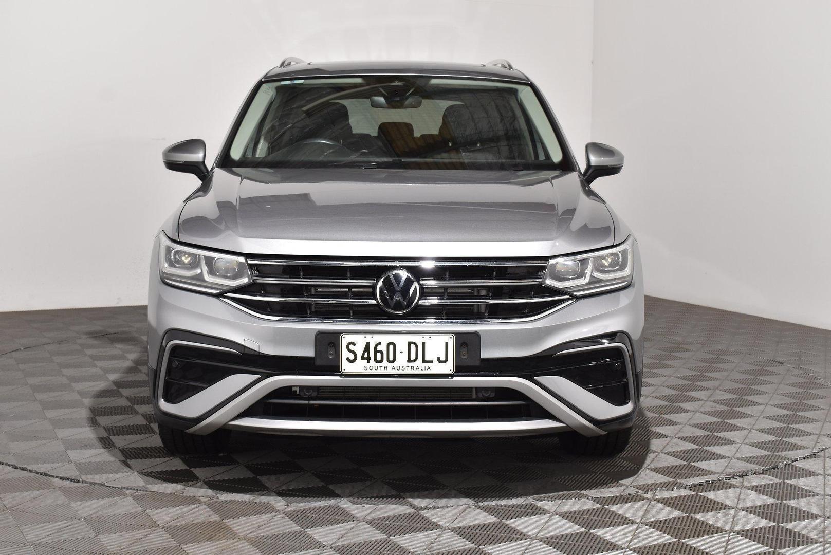 2023 Volkswagen Tiguan 162TSI Elegance Allspace — photo 3