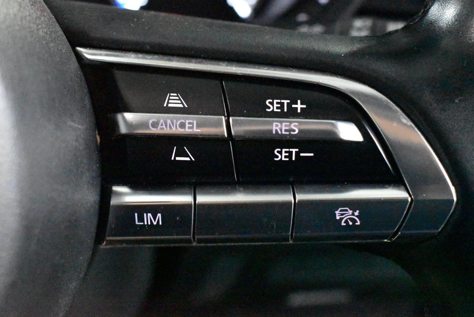 2021 Mazda CX-30 G20 Evolve — photo 21