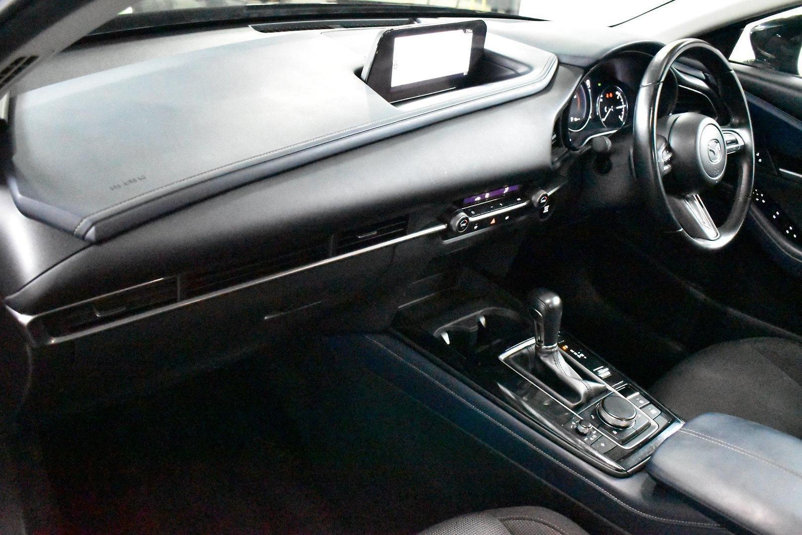 2021 Mazda CX-30 G20 Evolve — photo 6