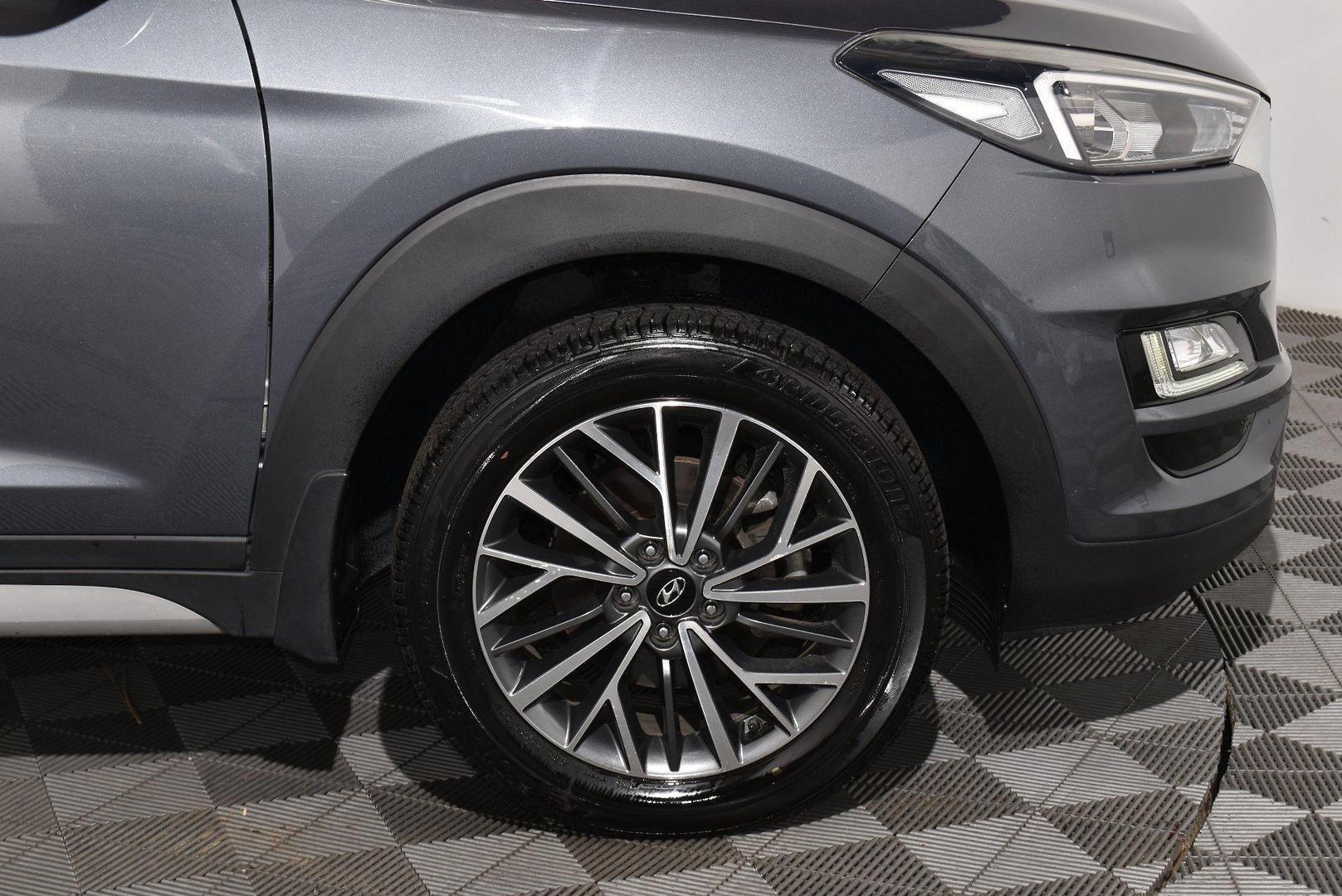 2020 Hyundai Tucson Elite — photo 17
