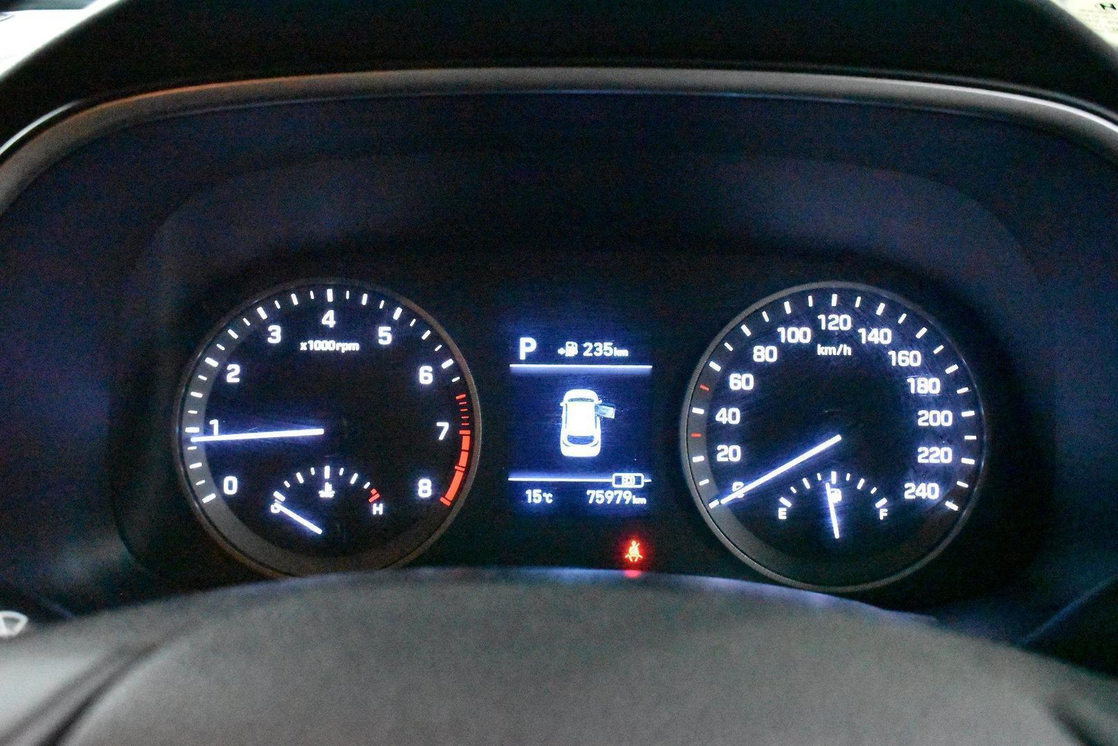 2020 Hyundai Tucson Elite — photo 25