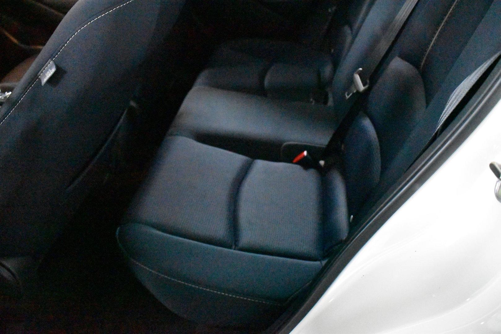 2020 Mazda 2 G15 Evolve — photo 8