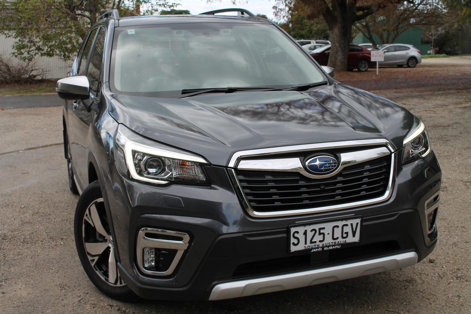 2020 Subaru Forester 25iS — photo 1