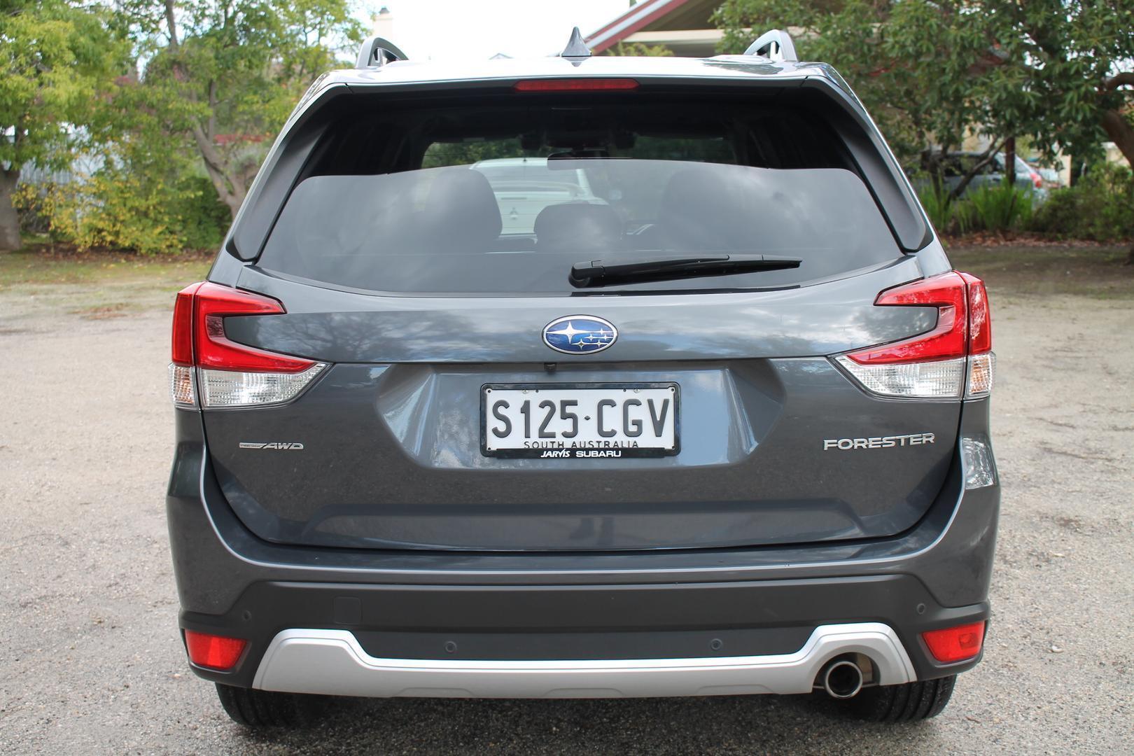 2020 Subaru Forester 25iS — photo 5