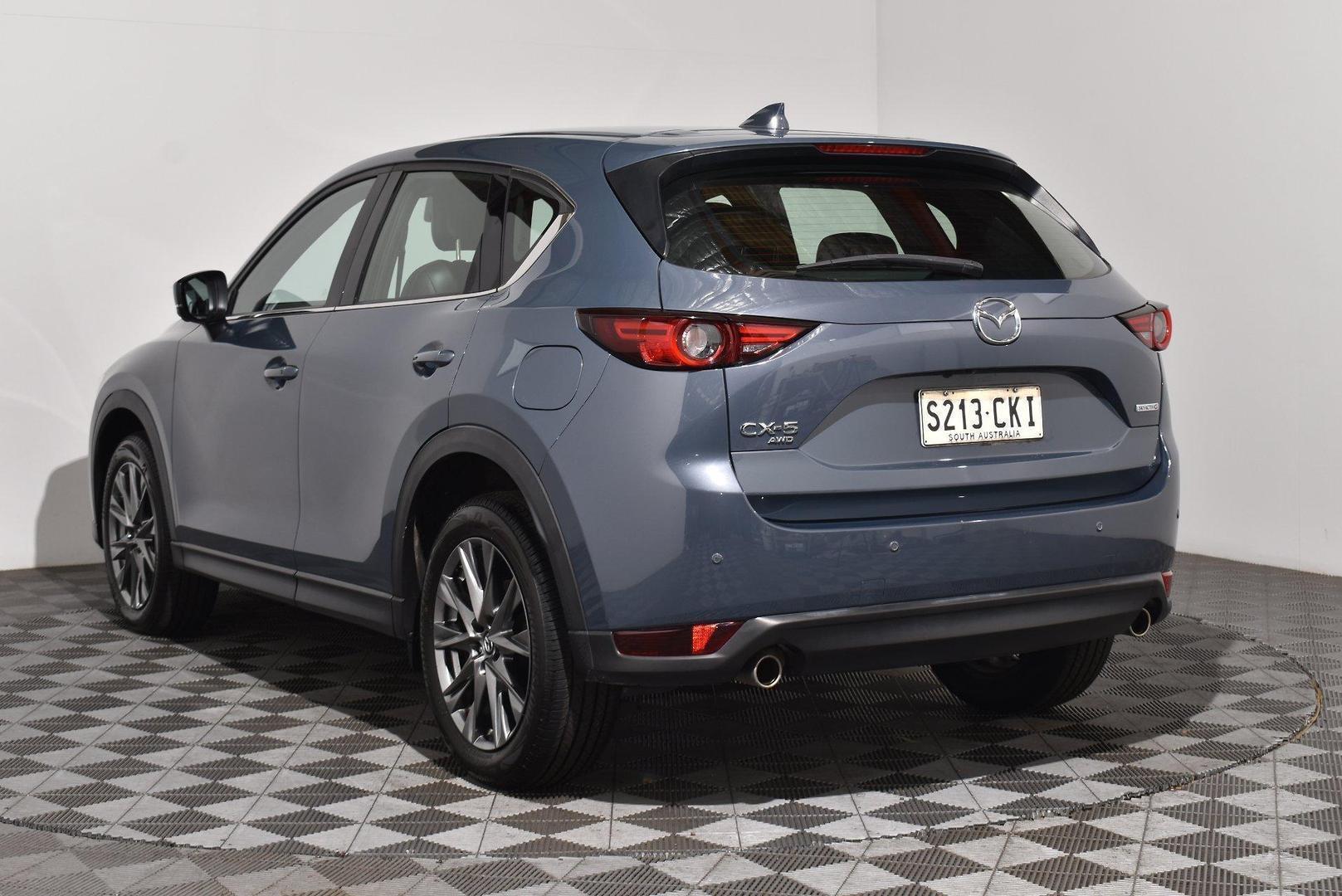 2021 Mazda CX-5 Akera — photo 2