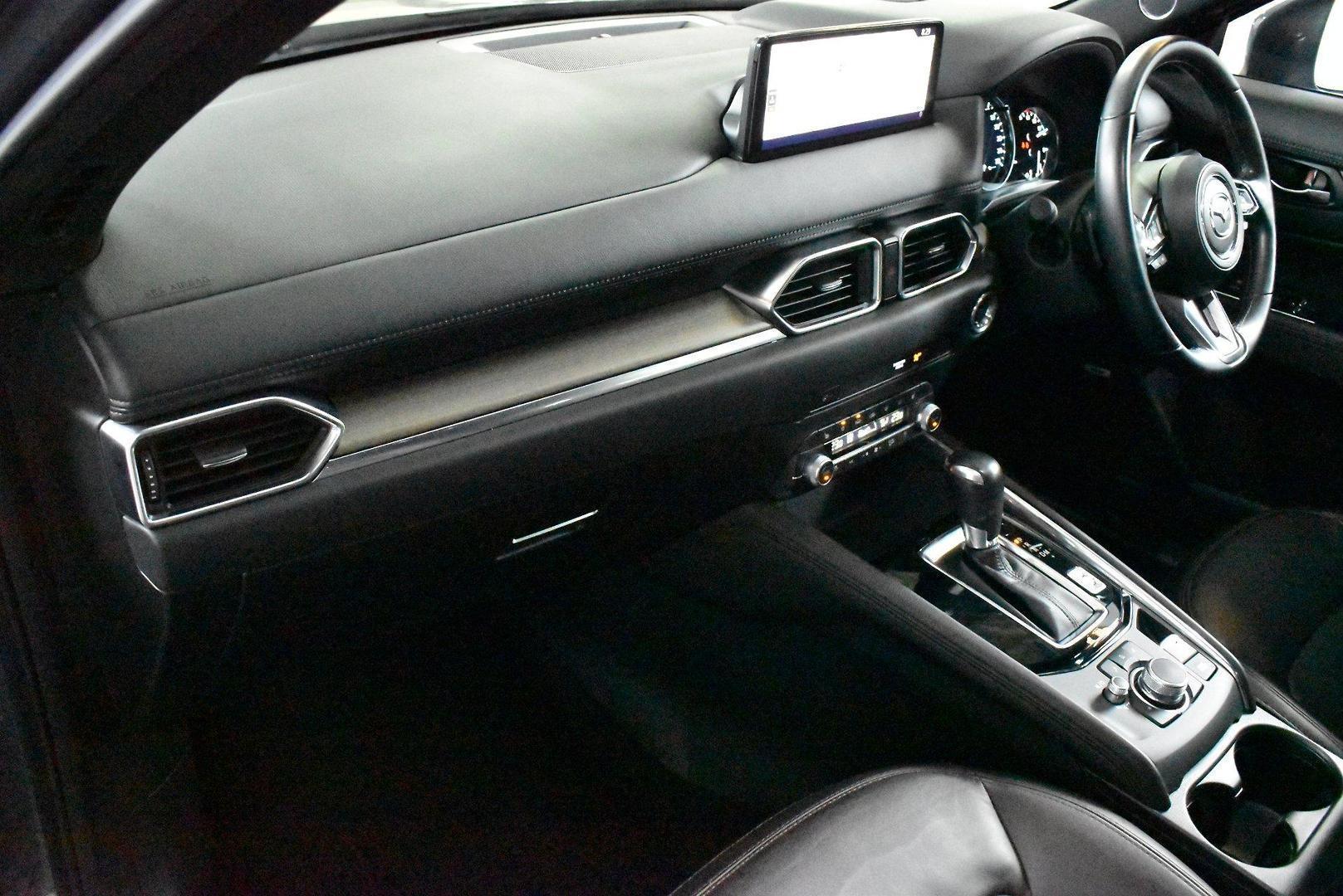 2021 Mazda CX-5 Akera — photo 6