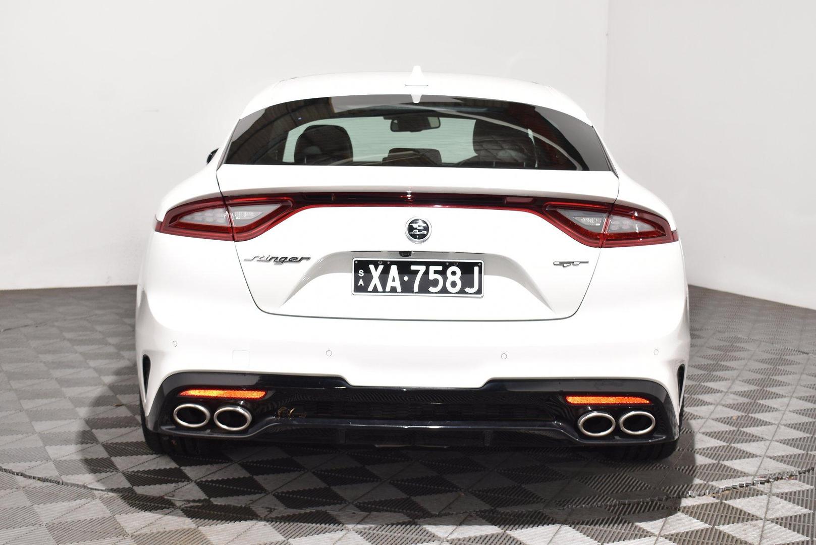 2019 Kia Stinger GT — photo 4