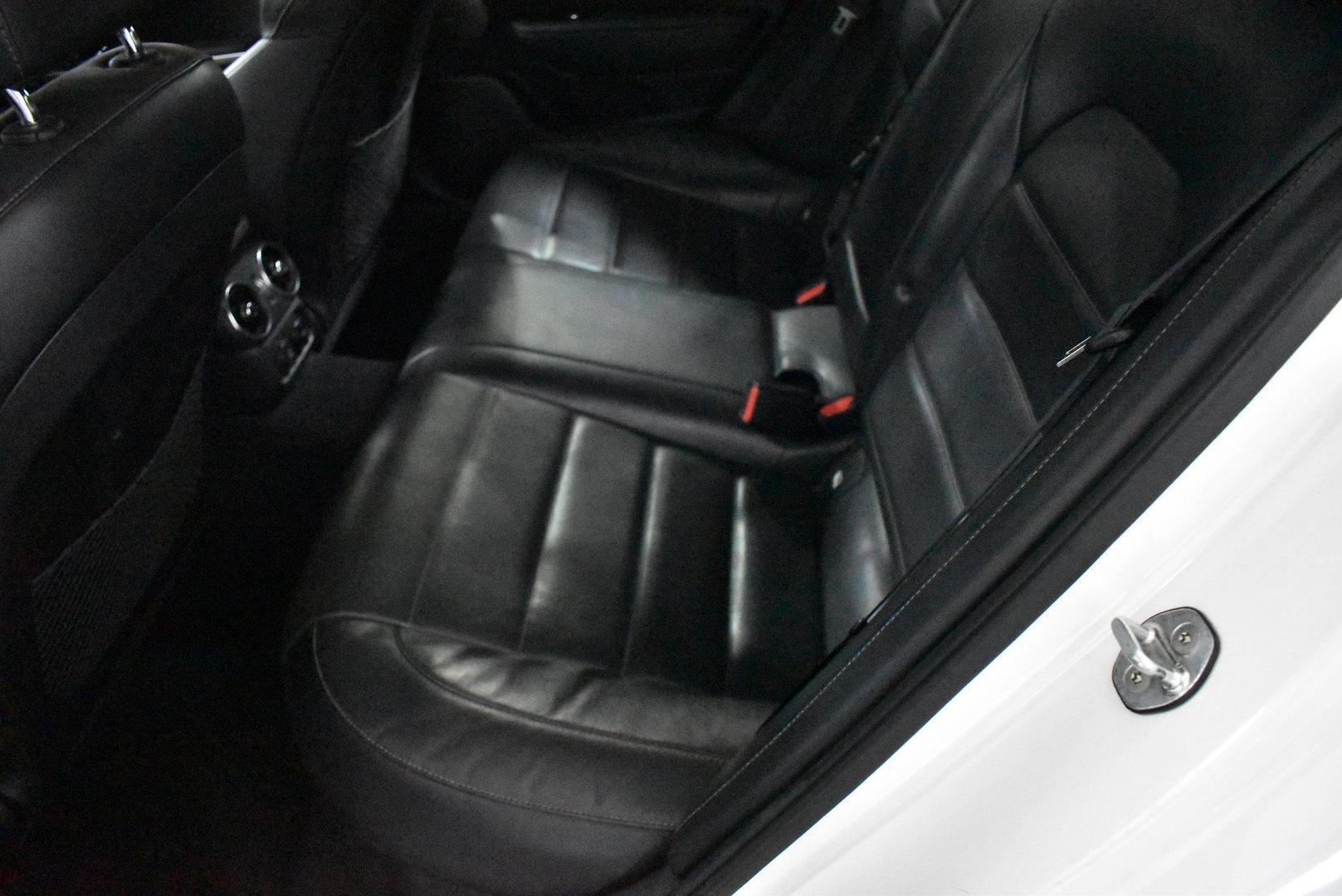 2019 Kia Stinger GT — photo 8