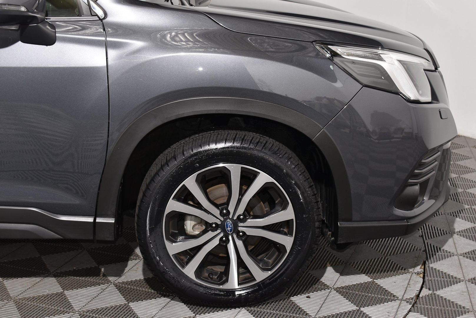 2023 Subaru Forester 25i Premium — photo 17