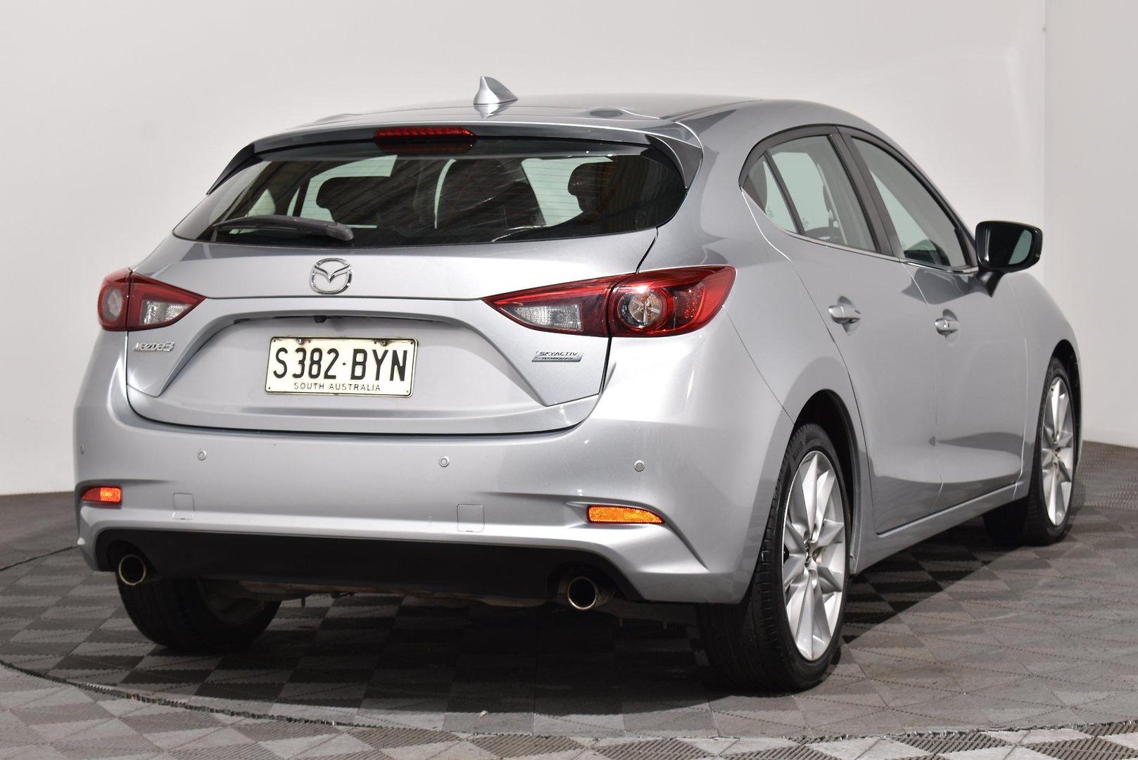 2018 Mazda 3 SP25 GT — photo 14