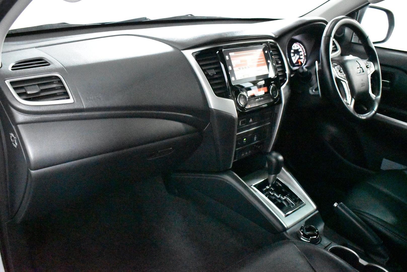 2021 Mitsubishi Triton GLS — photo 6