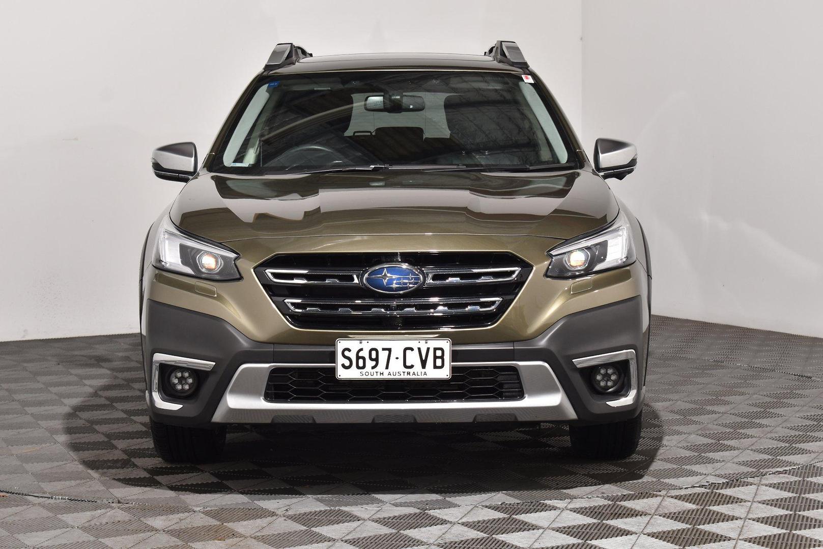2023 Subaru Outback AWD Touring XT — photo 3