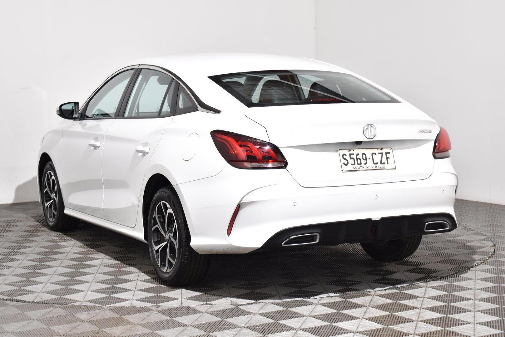 2023 MG MG5 Vibe — photo 2