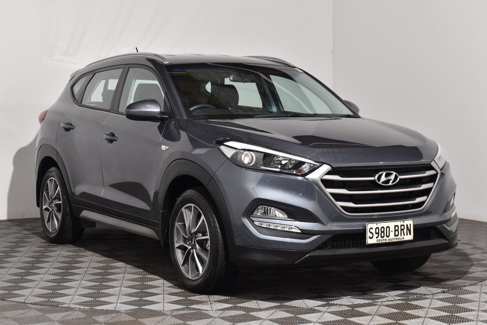 2017 Hyundai Tucson Active X — photo 1