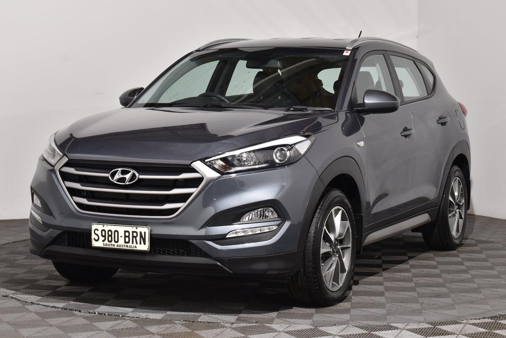 2017 Hyundai Tucson Active X — photo 13