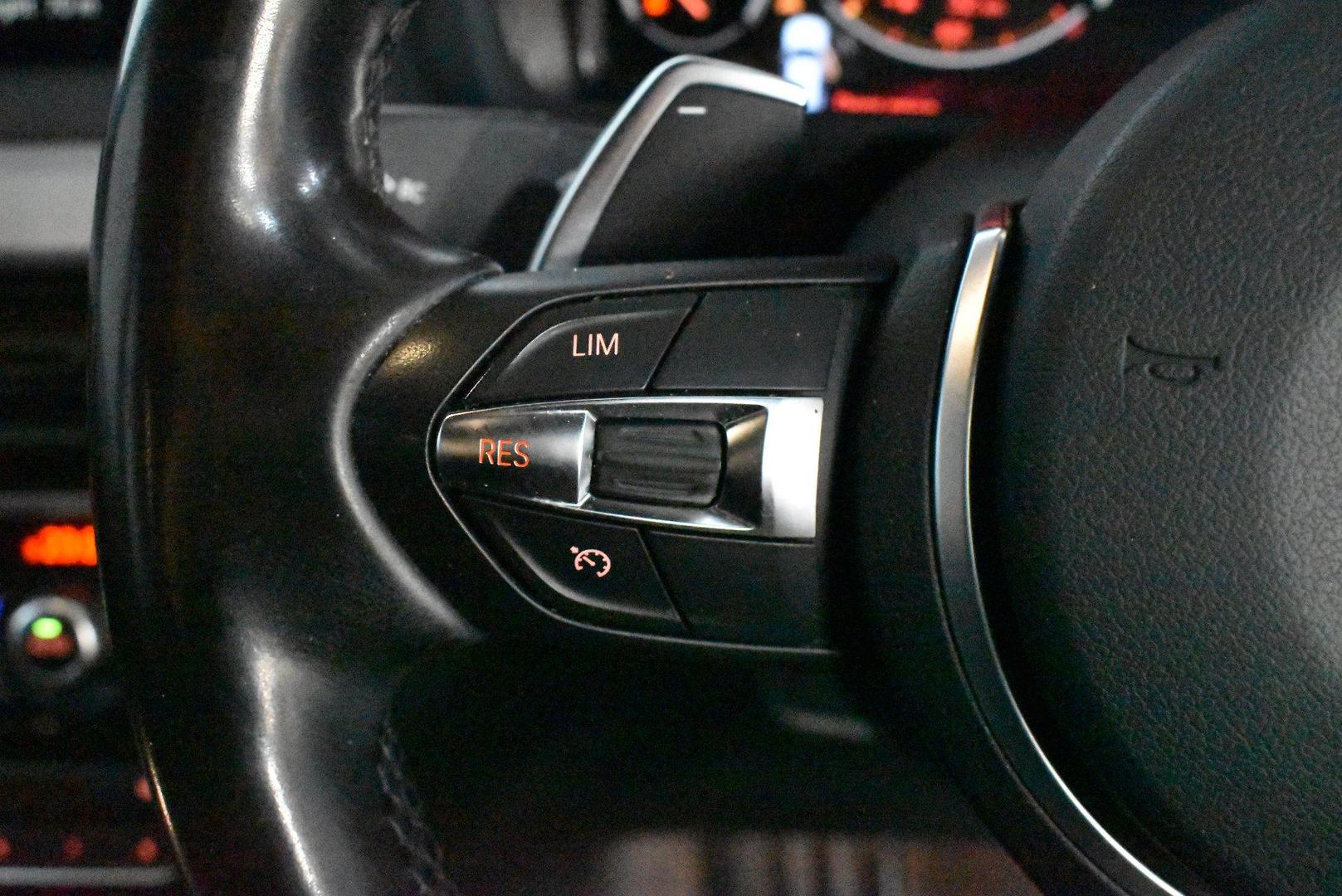2016 BMW X5 sDrive25d — photo 21