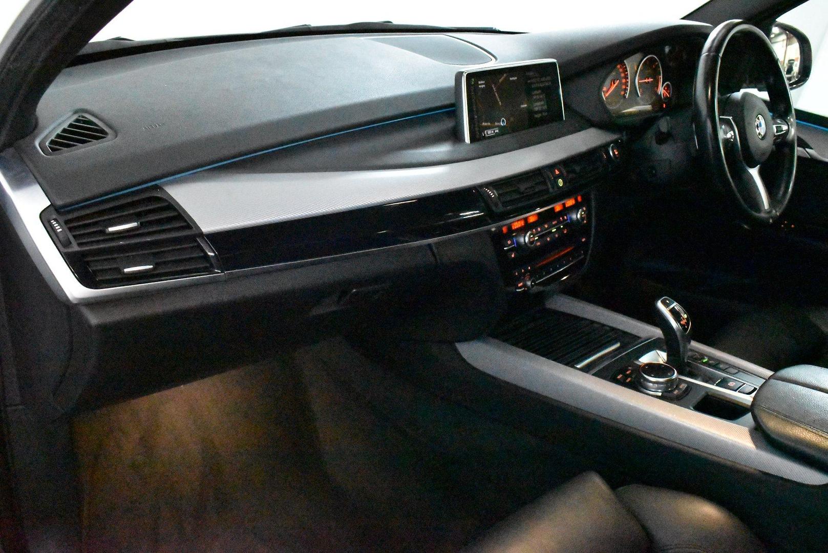 2016 BMW X5 sDrive25d — photo 6