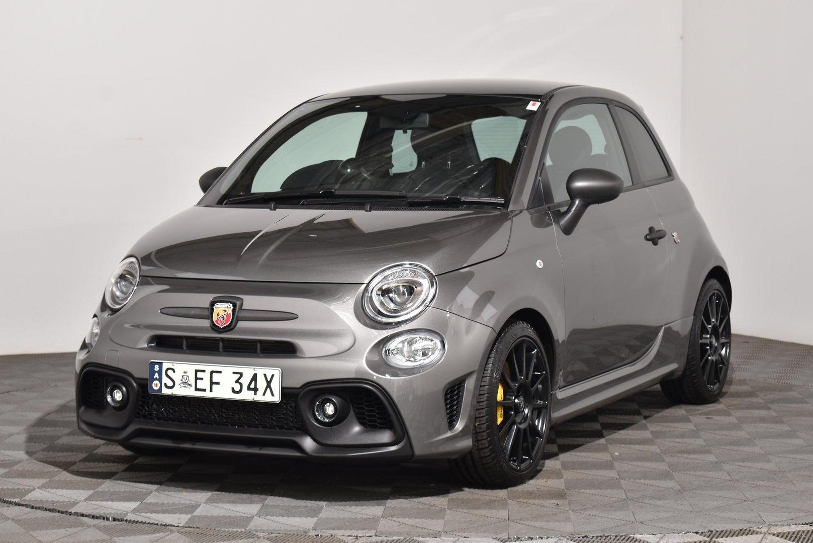 2024 Abarth 695 Competizione — photo 13