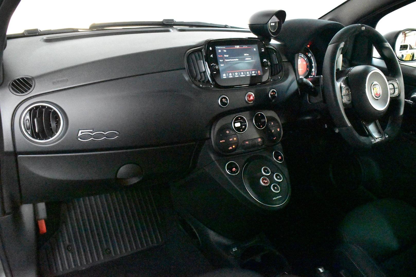 2024 Abarth 695 Competizione — photo 6