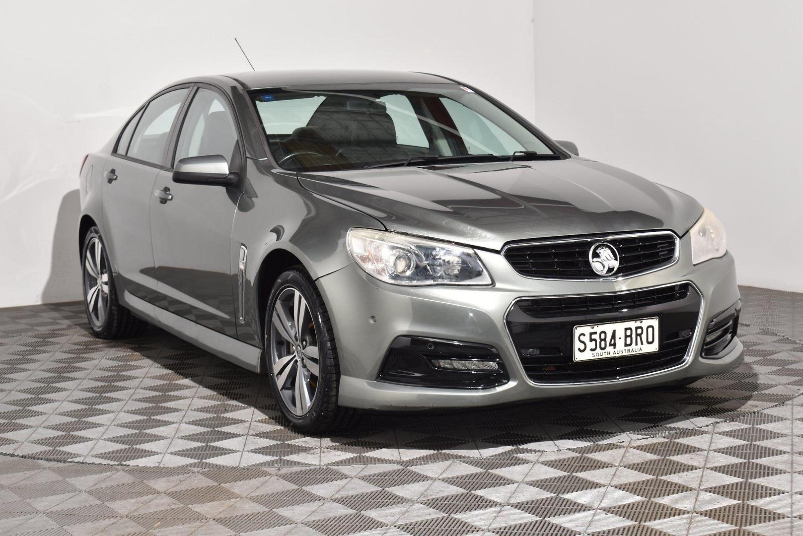 2014 Holden Commodore SV6 — photo 1
