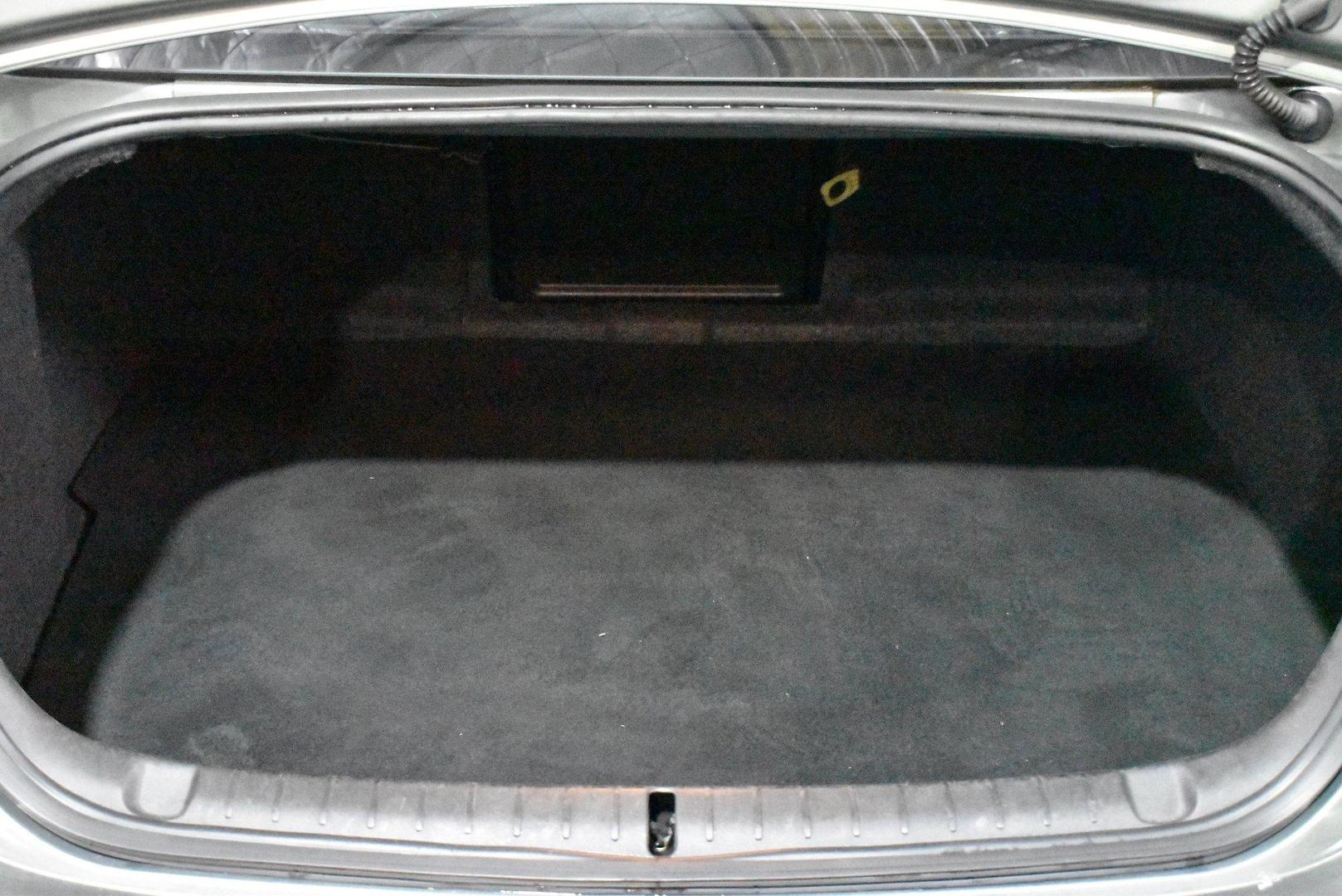 2014 Holden Commodore SV6 — photo 16