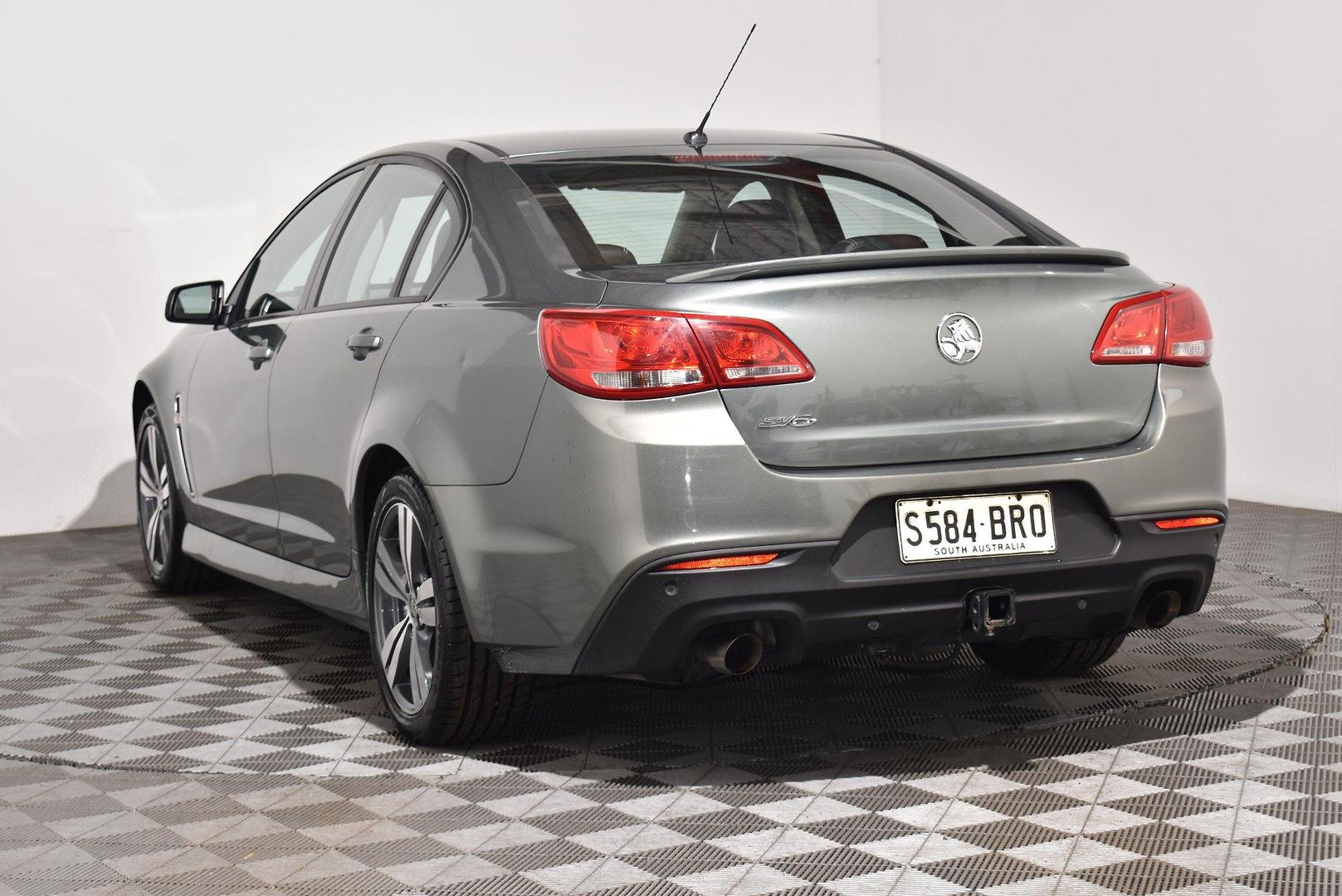 2014 Holden Commodore SV6 — photo 2