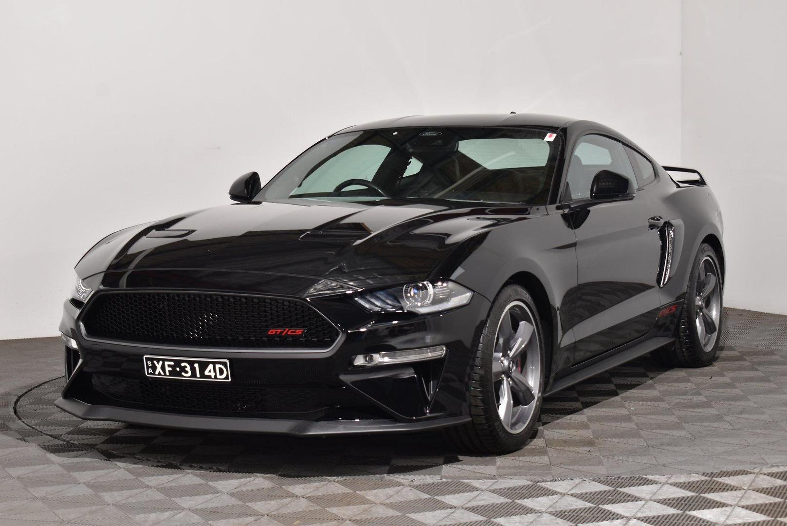 2022 Ford Mustang GT — photo 13